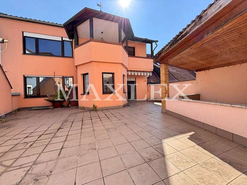 Haus zum Kaufen in Osterhofen 2.500.000 € 648 m²