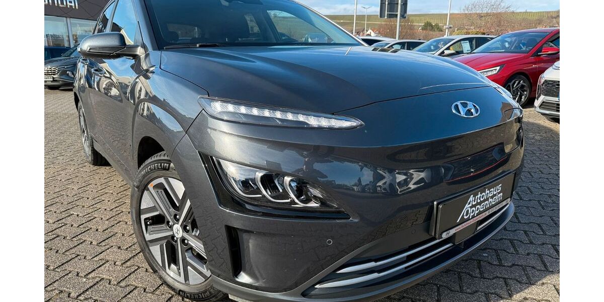 Hyundai KONA 27.900 km 18.598 &euro; Oppenheim 55276