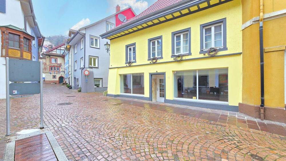 Attraktive Ladenfläche in zentraler Lage von Tiengen zu vermieten zimmer