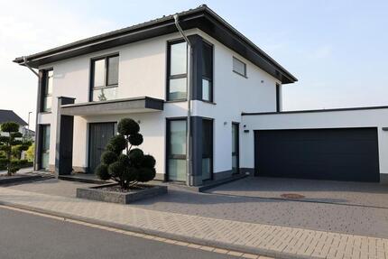 Haus Euskirchen Dom-Esch - 5.5 Zimmer, 200 m&sup2;, 770.000&euro; | Angebot:26957884