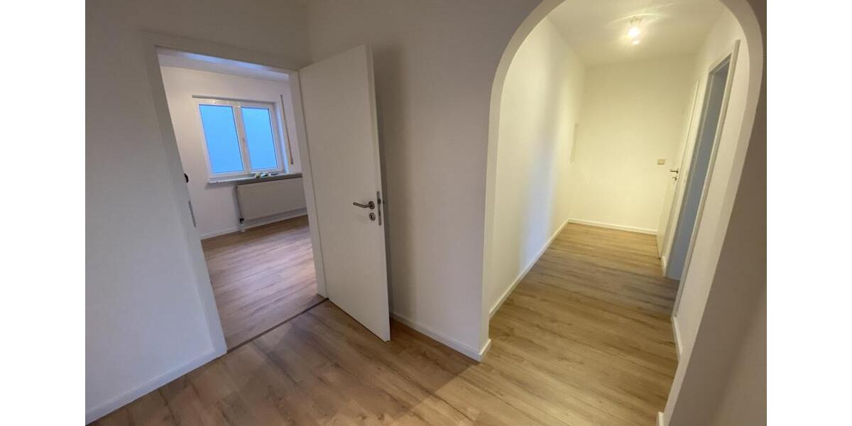 Etagenwohnung Bad Neustadt an der Saale - 3.5 Zimmer, 80 m&sup2;, 725&euro; | Angebot:25931451