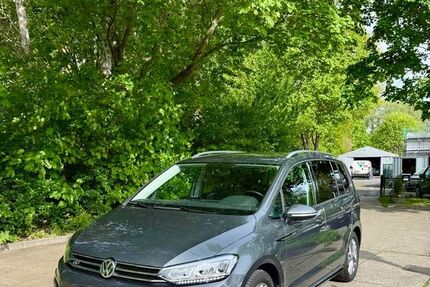 VW Touran 68.000 km 24.980 &euro; Lichtenberg 01896