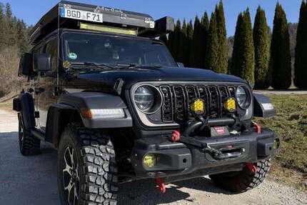 Jeep Wrangler 93.000 km 46.500 &euro; Berchtesgaden 83471