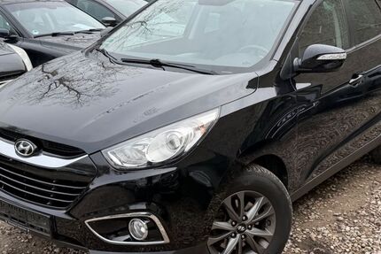 Hyundai ix35 88.000 km 8.450 &euro; Berlin 10245