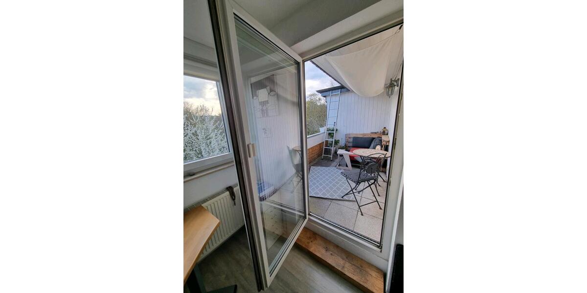 Dachgeschoßwohnung Bielefeld Schildesche - 3 Zimmer, 78 m&sup2;, 1.105&euro; | Angebot:26395080
