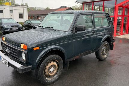 Lada Niva 53.236 km 6.900 &euro; Suhl 98529