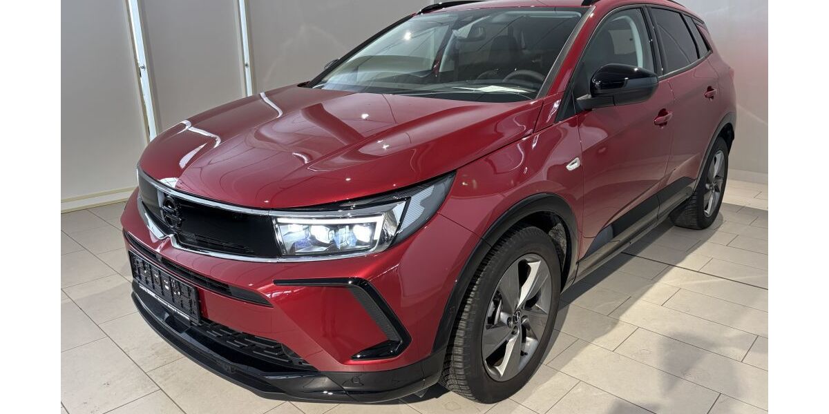 Opel Grandland (X) 6.657 km 22.490 &euro; Wilhelmshaven 26389