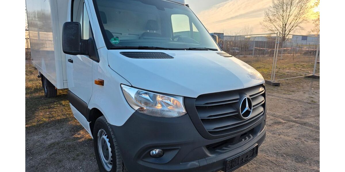 Mercedes-Benz Sprinter 196.223 km 19.980 &euro; Berlin 13055