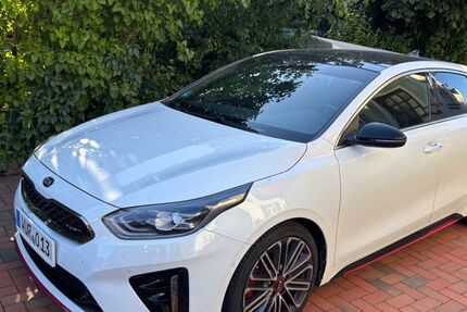 Kia pro ceed / ProCeed 80.300 km 20.800 &euro; Dresden 01219
