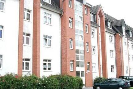 Helle 3 Raum-Dachgeschoss-Wohnung