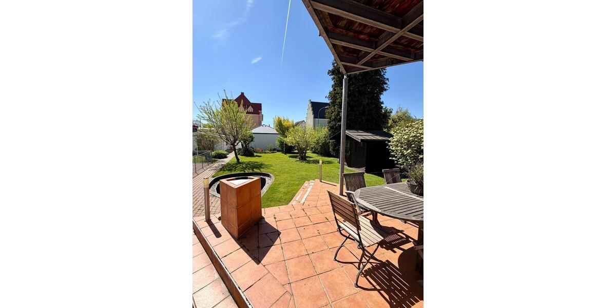 Villa Kösching - 9 Zimmer, 340 m&sup2;, 699.000&euro; | Angebot:26866202