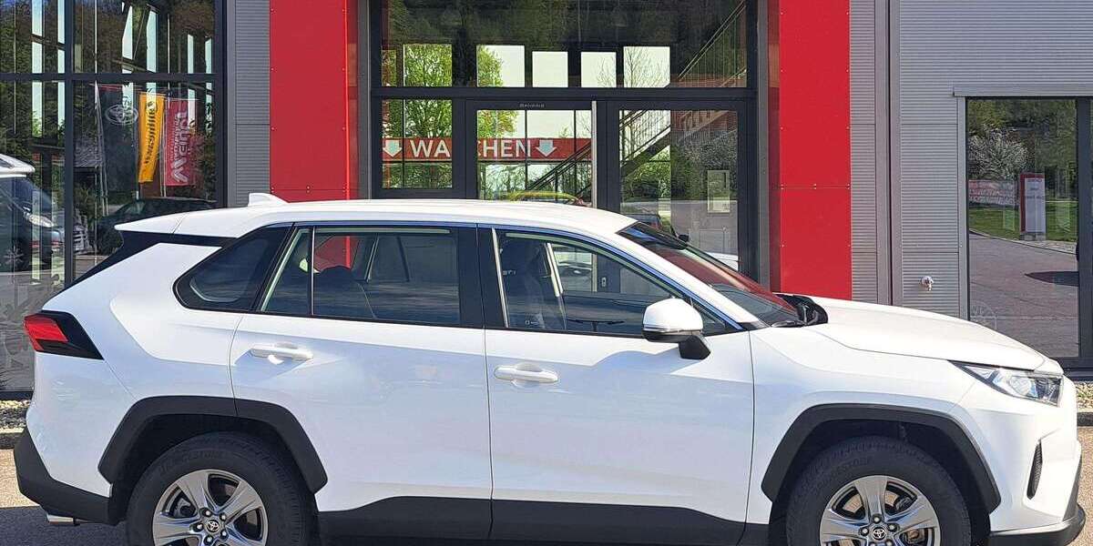 Toyota RAV 4 41.200 km 29.490 &euro; Simbach 84359