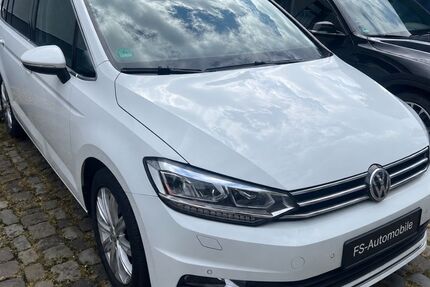 VW Touran 128.000 km 14.999 &euro; Recklinghausen 45663