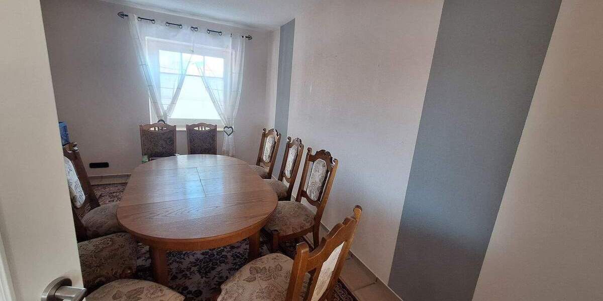 Mehrfamilienhaus, Wohnhaus Wakendorf I - 4 Zimmer, 130 m&sup2;, 1.100&euro; | Angebot:25288920