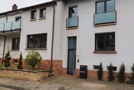 Haus Kaiserslautern Einsiedlerhof - 8 Zimmer, 200 m&sup2;, 500.000&euro; | Angebot:27027618