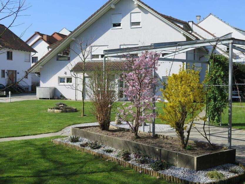 Haus zum Kaufen in Eggenstein-Leopoldshafen 799.000 € 170 m²