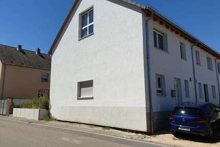 Haus zum Mieten in Dannstadt-Schauernheim 1.500 € 140 m²