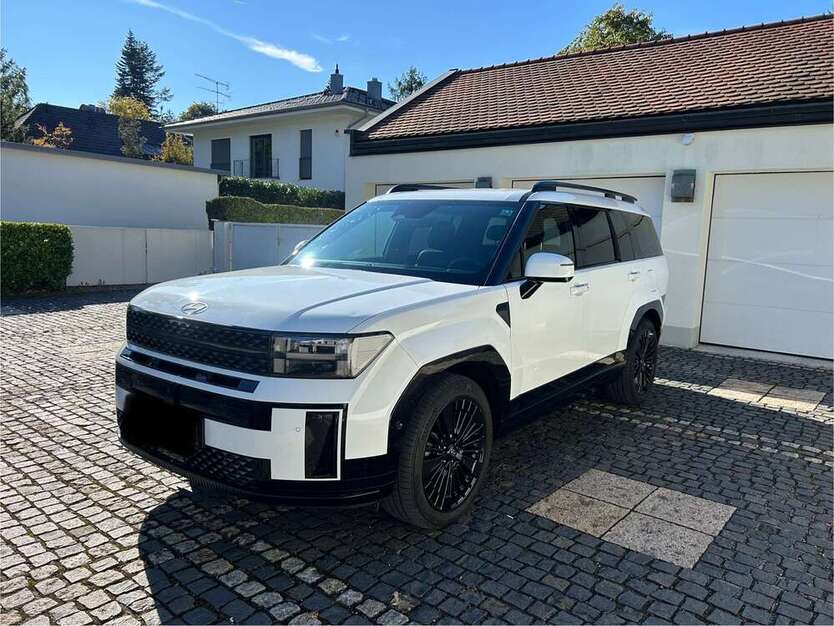 Hyundai SANTA FE 35.000 km 56.900 € München 81247