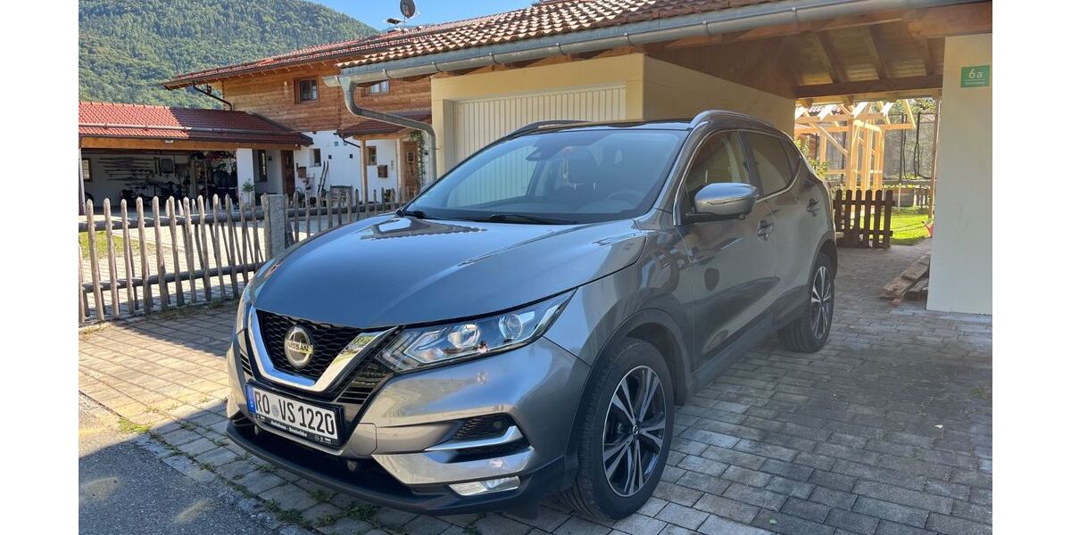 Nissan Qashqai 55.000 km 16.880 &euro; Aschau im Chiemgau 83229