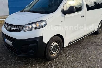 Opel Vivaro 261.000 km 11.990 &euro; Netzschkau 08491