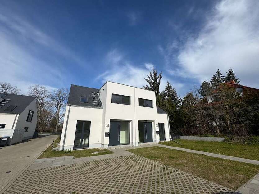 Haus zum Kaufen in Potsdam 850.000 € 139 m²
