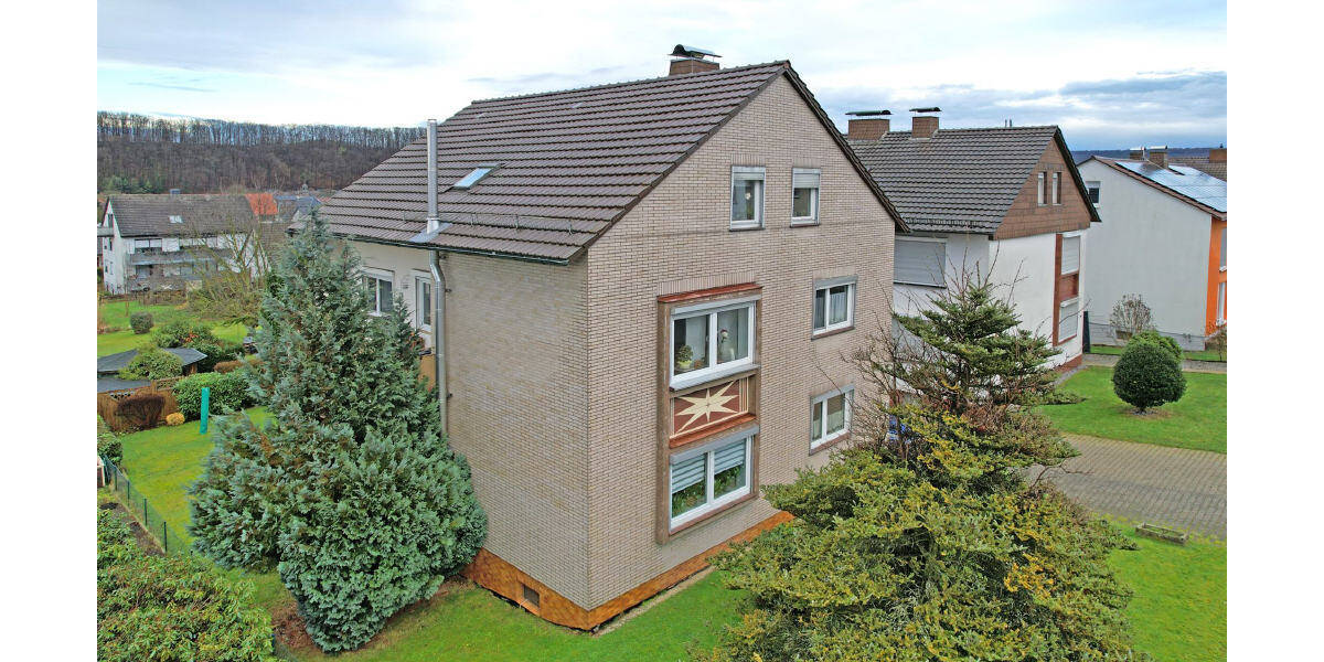 Dreifamilienhaus mit freier Wohnung in beliebter Lage von Kaufungen 1 zimmer