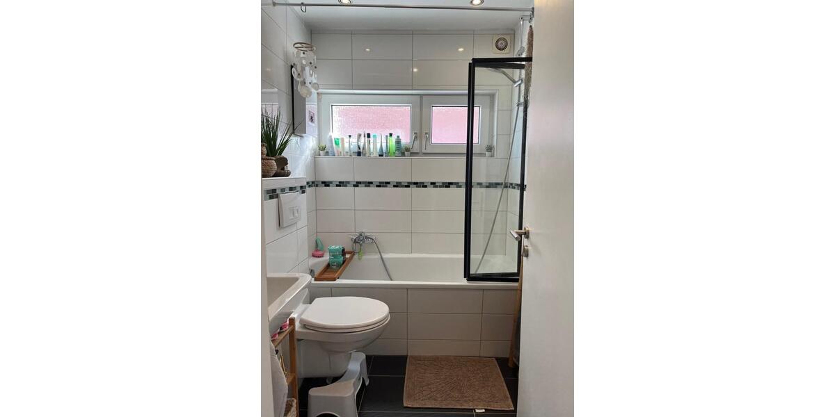 Etagenwohnung Bornheim - 3 Zimmer, 75 m&sup2;, 1.050&euro; | Angebot:25414918