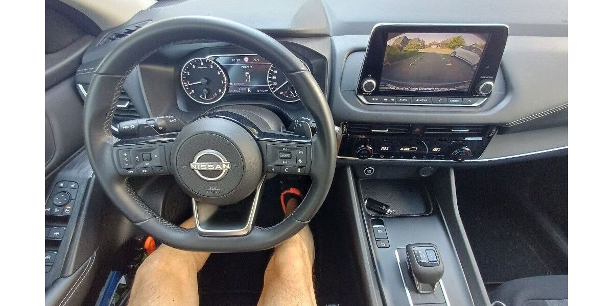 Nissan Qashqai 25.000 km 23.400 &euro; Hamm 57577