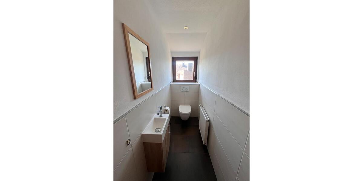 Dachgeschoßwohnung Sasbach - 3 Zimmer, 90 m&sup2;, 950&euro; | Angebot:26414200