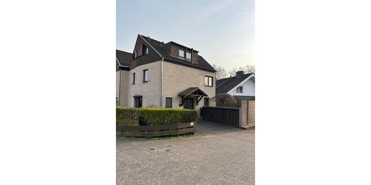 Doppelhaushälfte Bergisch Gladbach Frankenforst - 4 Zimmer, 150 m&sup2;, 1.875&euro; | Angebot:25871380