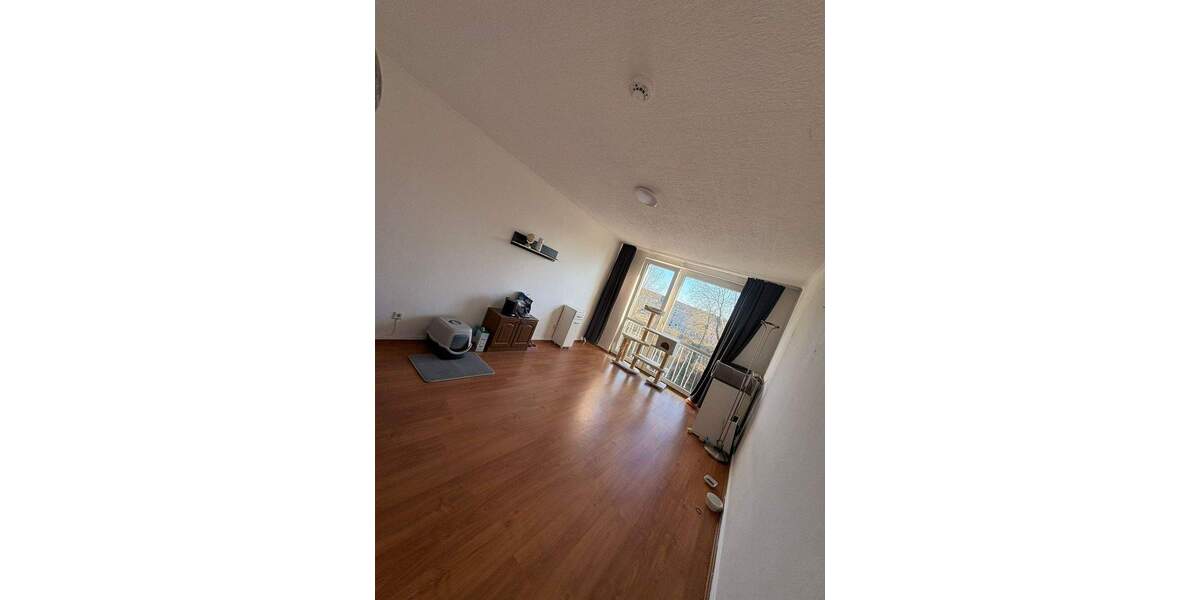Etagenwohnung Krefeld Stadtmitte - 3 Zimmer, 78 m&sup2;, 710&euro; | Angebot:25358802