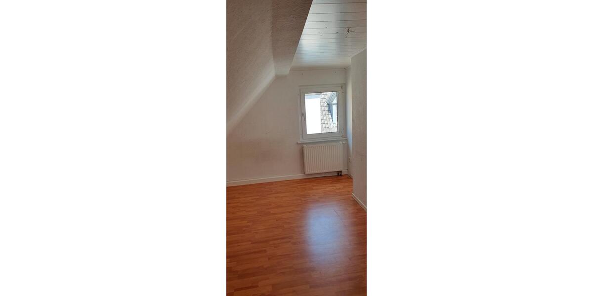 Dachgeschoßwohnung Wipperfürth - 3 Zimmer, 53 m&sup2;, 530&euro; | Angebot:26323577