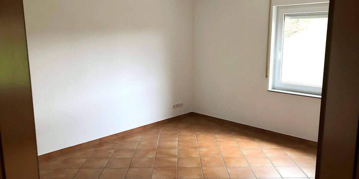 Etagenwohnung Pohlheim Grüningen - 5 Zimmer, 135 m&sup2;, 1.380&euro; | Angebot:26866311