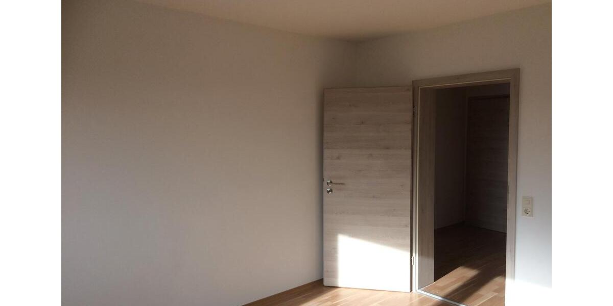Mehrfamilienhaus, Wohnhaus Mariaposching - 8 Zimmer, 210 m&sup2;, 559.000&euro; | Angebot:26180053