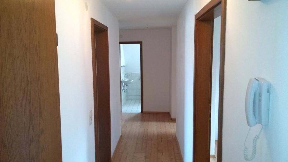 3-Zimmer-Wohnung mit Balkon in Selb ab April 2026 zu vermieten 3 zimmer