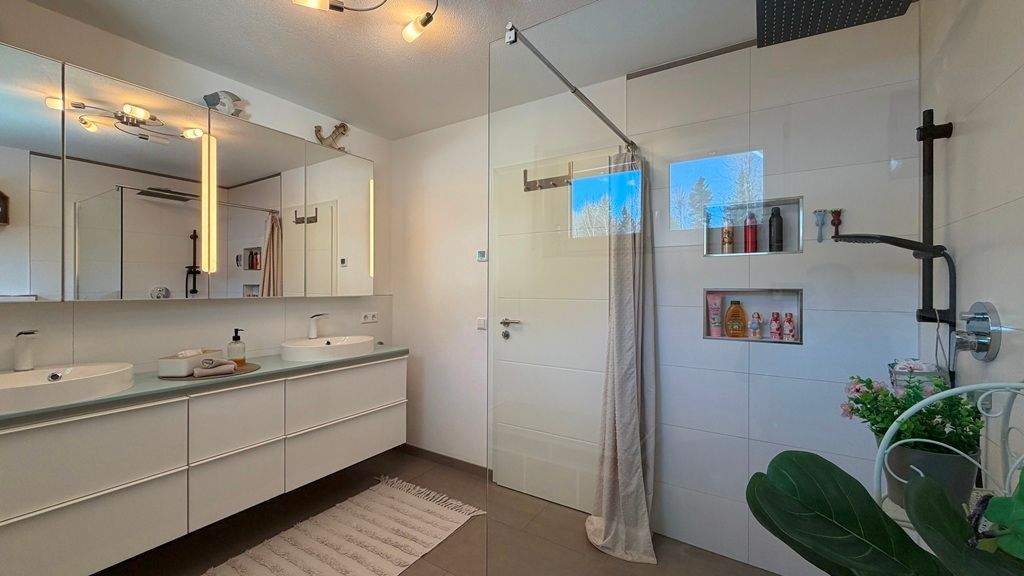 Einfamilienhaus Isny Neutrauchburg - 7 Zimmer, 288 m&sup2;, 890.000&euro; | Angebot:25958129