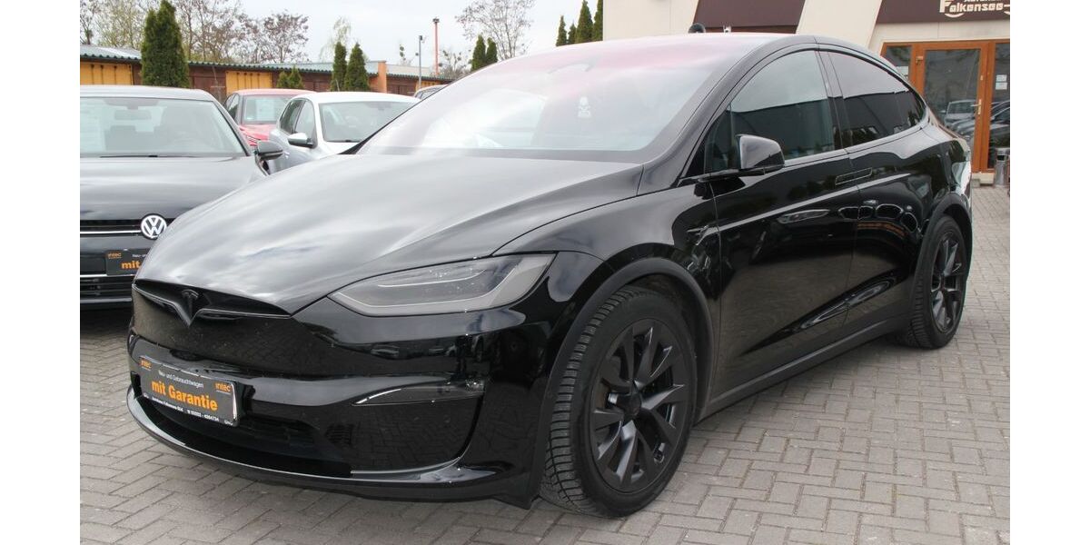 Tesla Model X 69.220 km 73.990 &euro; Falkensee 14612