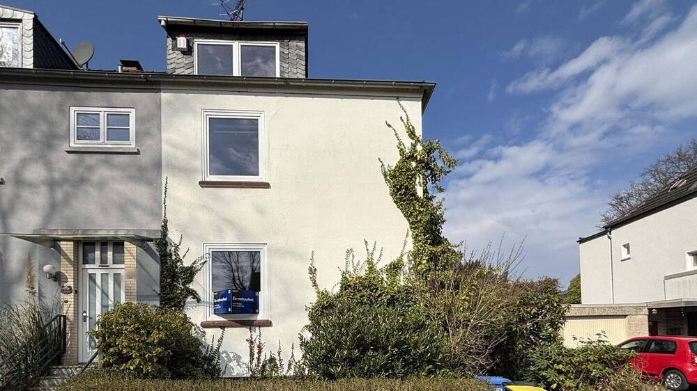 Reihenendhaus Essen Huttrop - 4 Zimmer, 96 m&sup2;, 300.000&euro; | Angebot:26205732