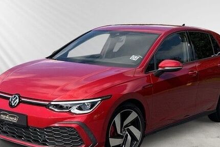 VW Golf 2.840 km 33.499 € Bremerhaven 27568