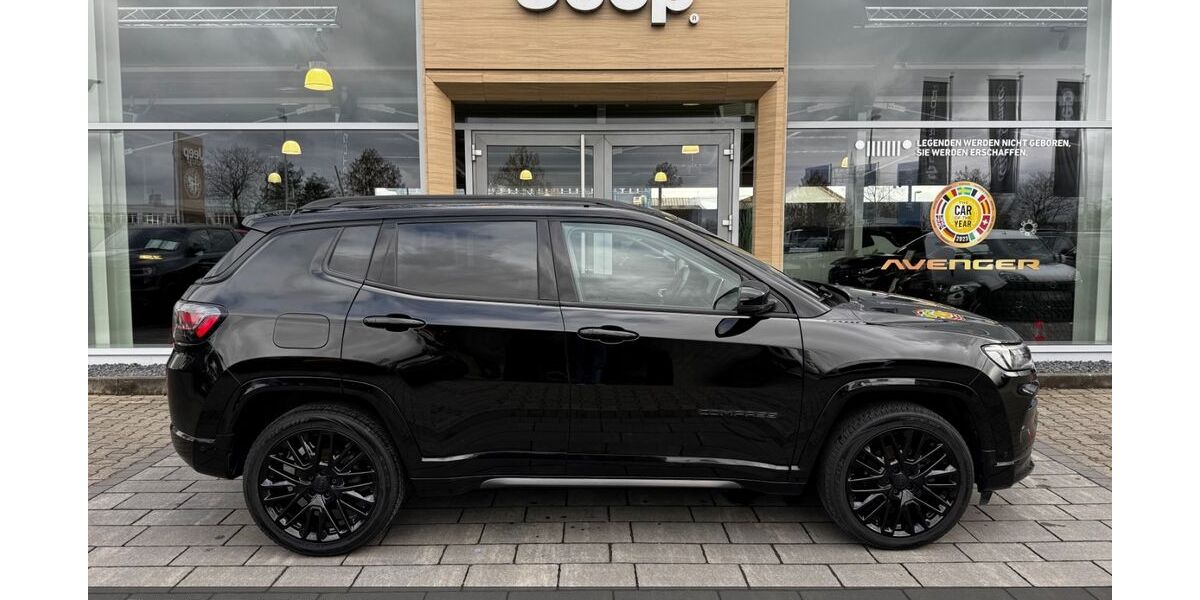 Jeep Compass 29.150 km 24.190 &euro; Aschaffenburg 63741