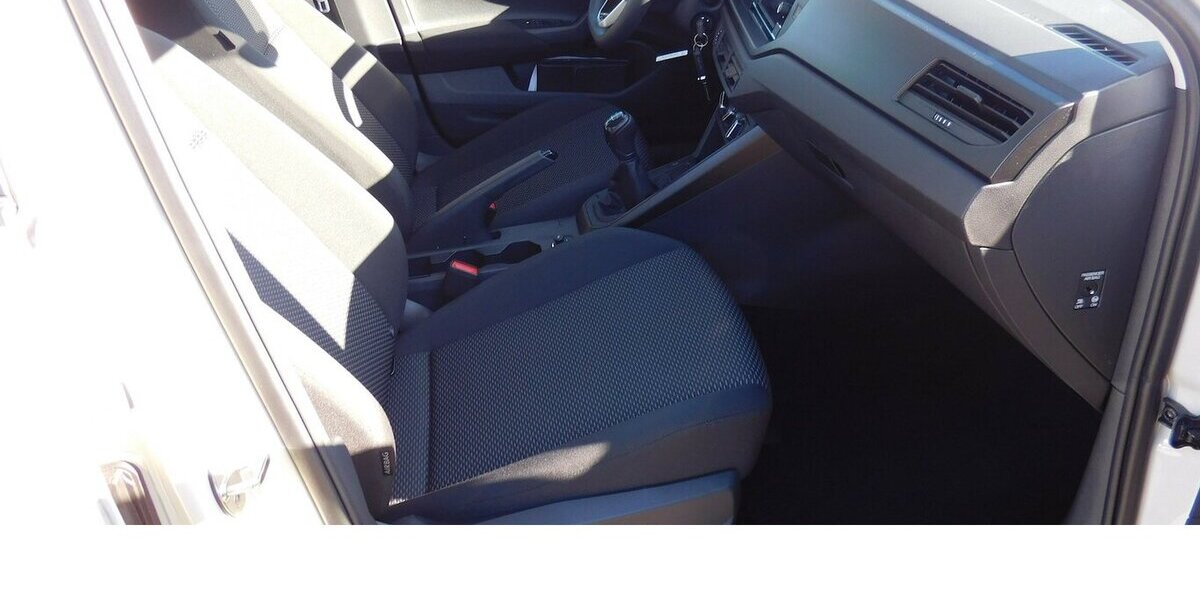 VW Taigo 1.0 TSI BMT Klima Radio 28.300 km 15.690 &euro; Vordorf 38533