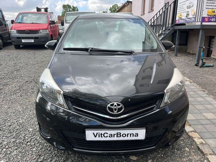 Yaris