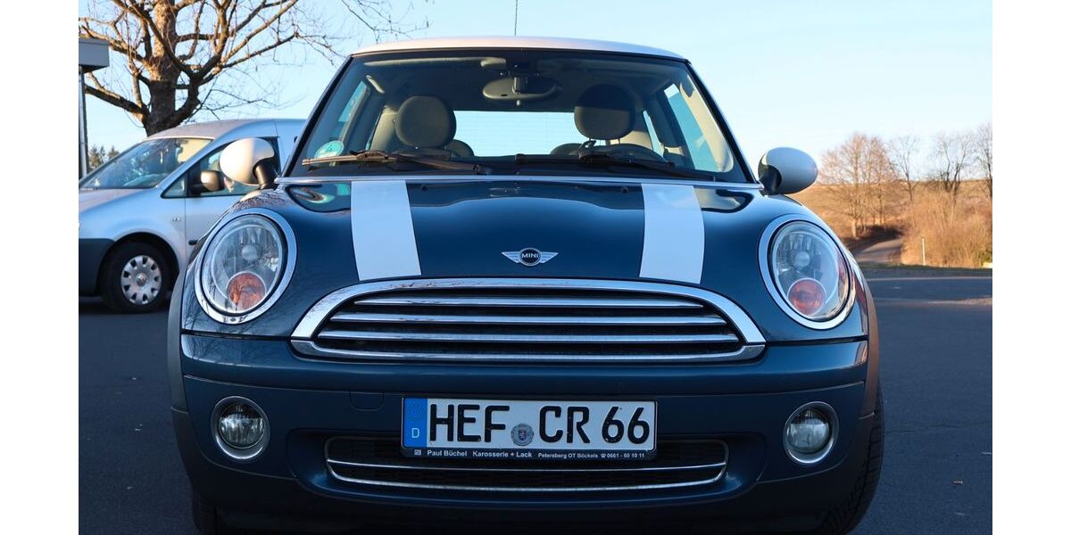Mini ONE 204.000 km 2.599 &euro; Grebenau 36323