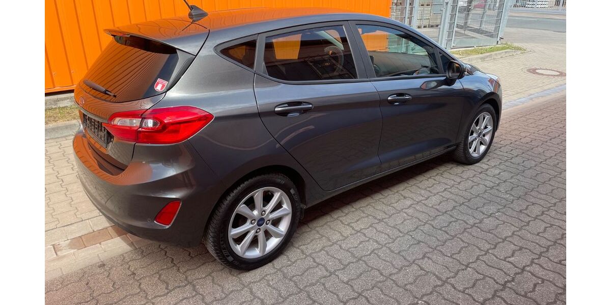 Ford Fiesta 45.000 km 11.999 &euro; Hannover 30179