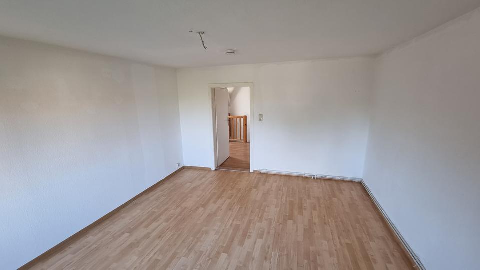 Dachgeschoßwohnung Elbe-Parey Parey - 3.5 Zimmer, 60 m&sup2;, 390&euro; | Angebot:23907624