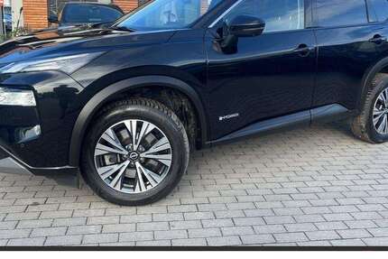Nissan X-Trail 34.025 km 30.470 &euro; Helgoland 27498