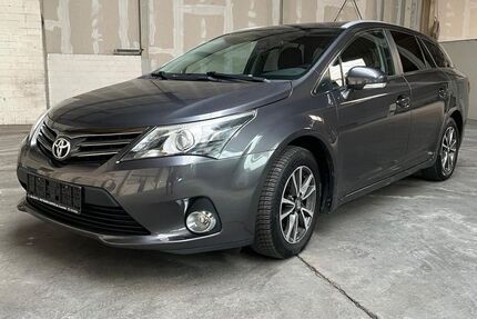 Toyota Avensis 187.000 km 7.550 &euro; Hörstel 48477