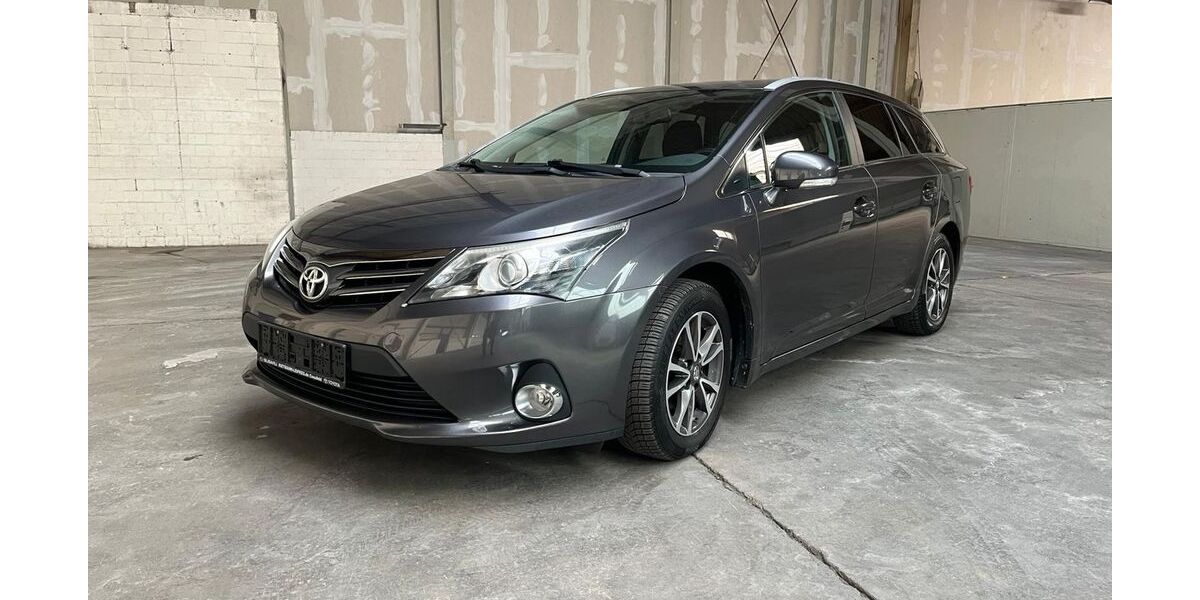 Toyota Avensis 187.000 km 7.550 &euro; Hörstel 48477