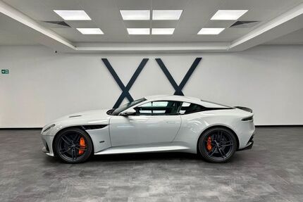 Aston Martin DBS