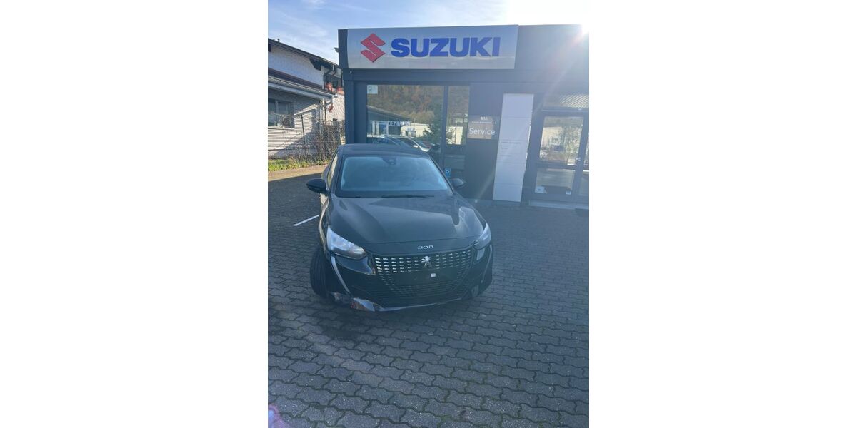 Peugeot 208 93.920 km 12.450 &euro; Annweiler 76855